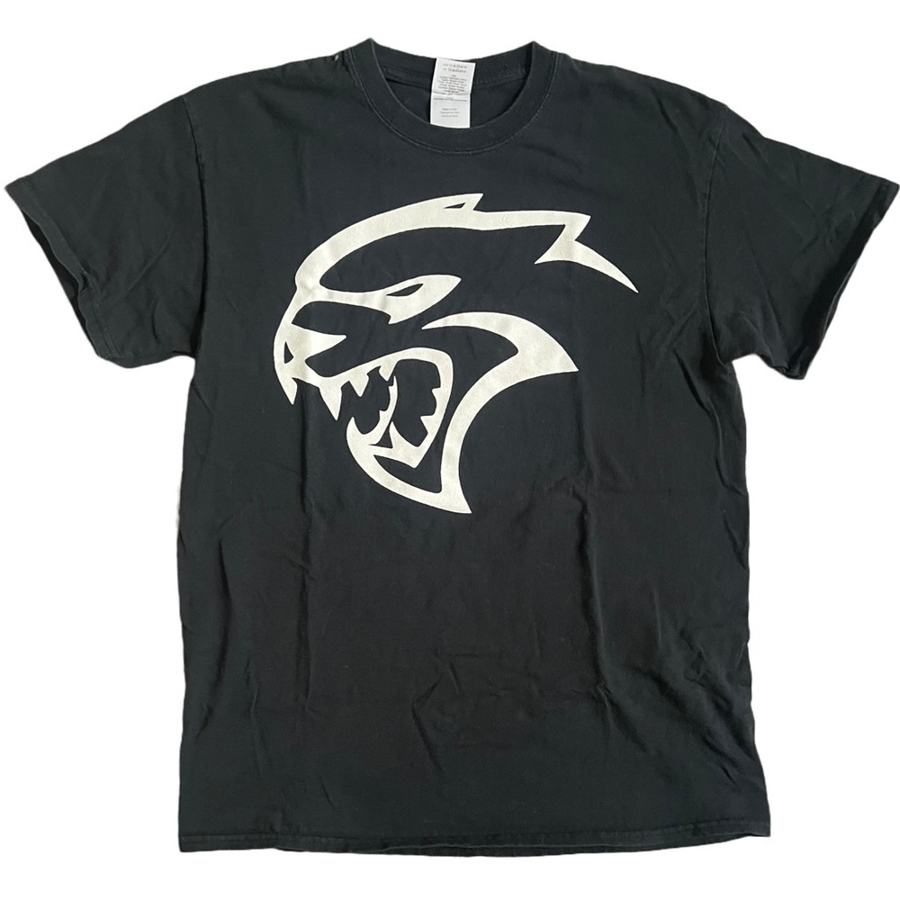 BLACK DOGE HELLCAT / SRT SHORT SLEEVE CREWNECK GRAPHIC T-SHIRT